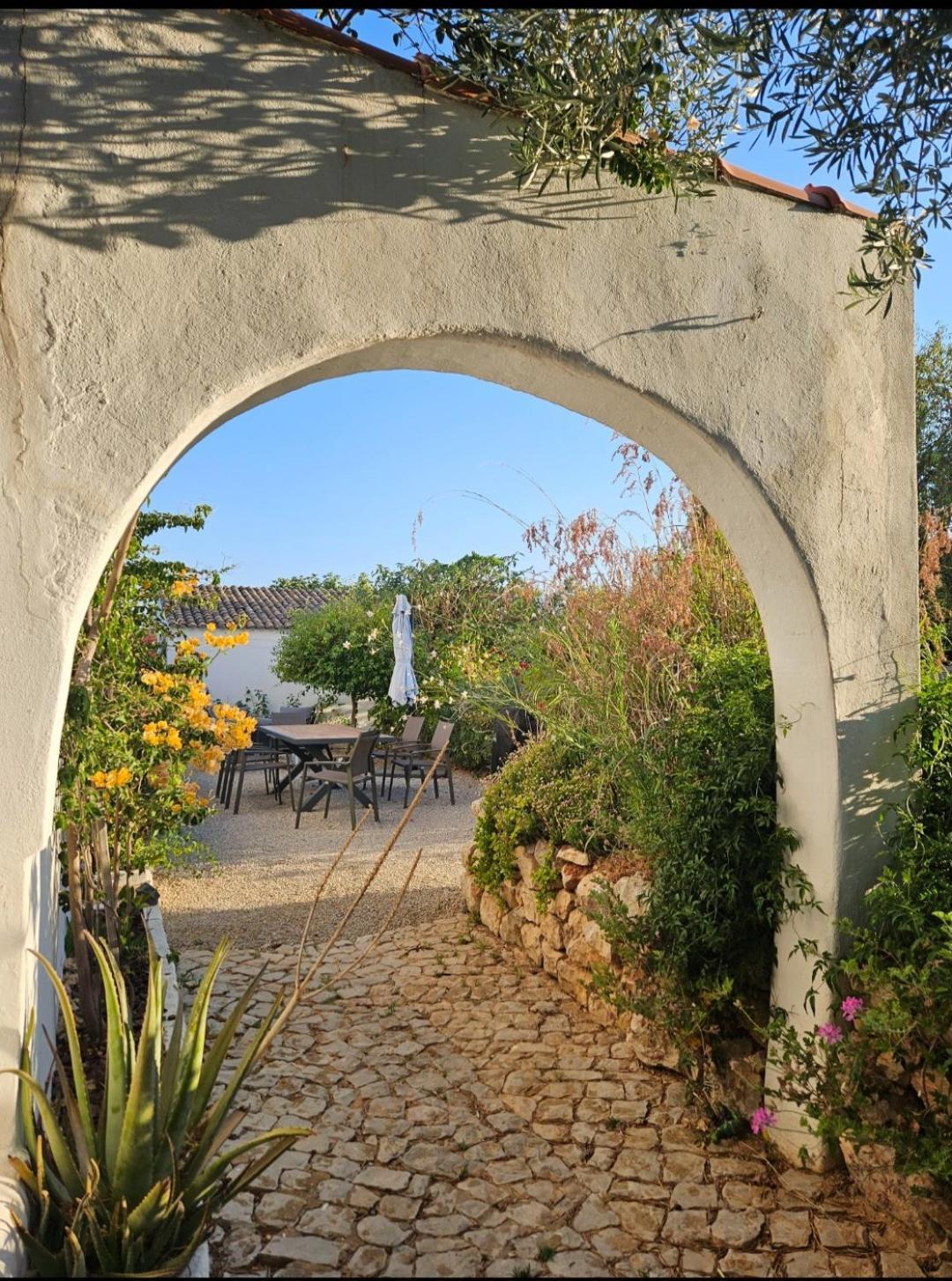 Casa Aventura Hotell Boliqueime Exteriör bild